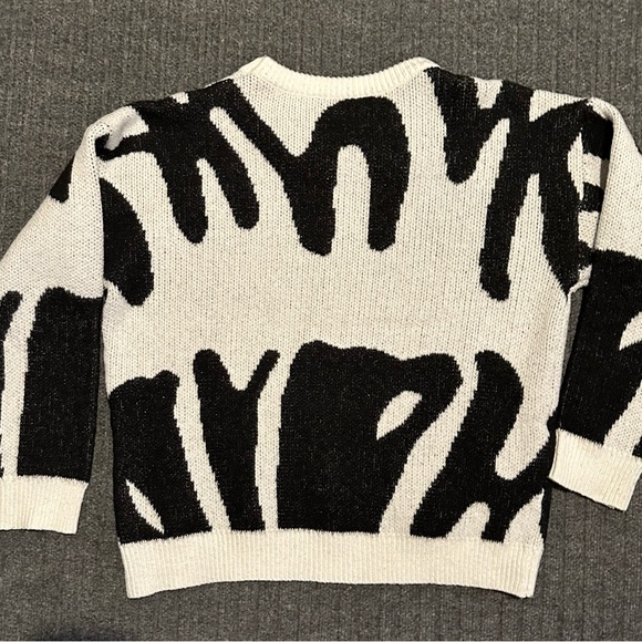 Black and White Crew Neck Sweater - Picture 11 of 13